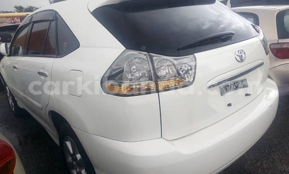 Buy Used Toyota Harrier White Car in Kampala in Uganda Buy Used Toyota Harrier White Car in Kampala in Uganda
