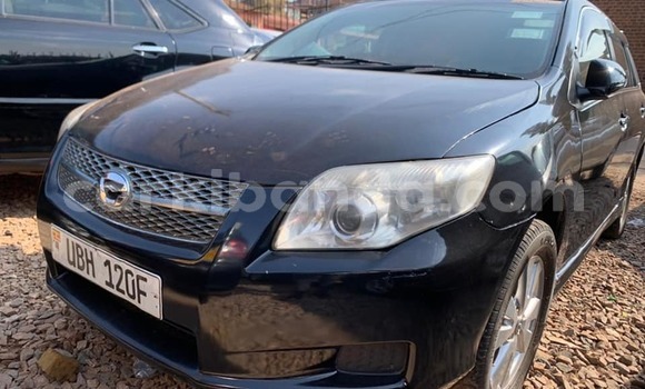 Gura Yakoze Toyota Fielder Black Imodoka i Kampala mu Uganda Gura Yakoze Toyota Fielder Black Imodoka i Kampala mu Uganda