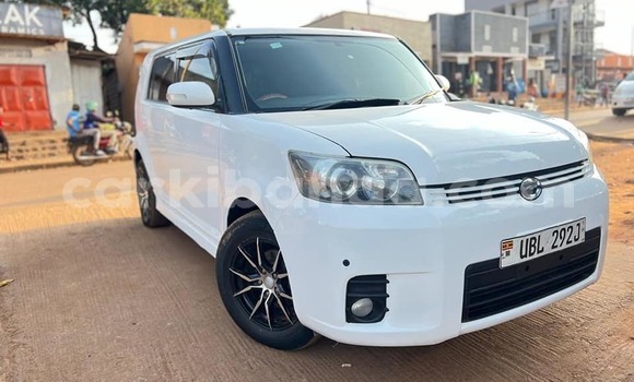 Buy Used Toyota Noah White Car in Kampala in Uganda Buy Used Toyota Noah White Car in Kampala in Uganda