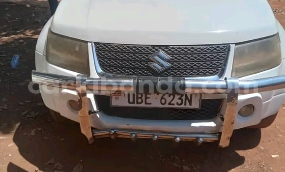 Gura Yakoze Mazda Spiano White Imodoka i Arua mu Uganda Gura Yakoze Mazda Spiano White Imodoka i Arua mu Uganda