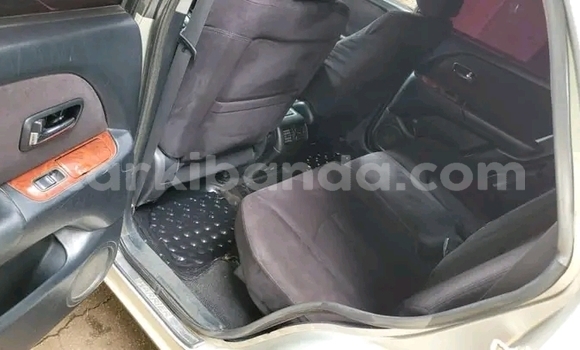 Acheter Occasion Voiture Toyota Harrier Autre à Bugembe, Est