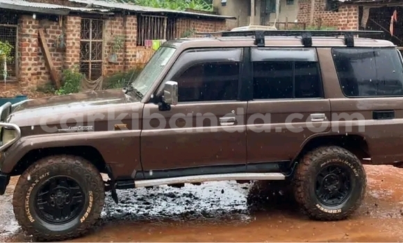 Gura Yakoze Toyota Land Cruiser Prado Other Imodoka i Bugiri mu Eastern Gura Yakoze Toyota Land Cruiser Prado Other Imodoka i Bugiri mu Eastern