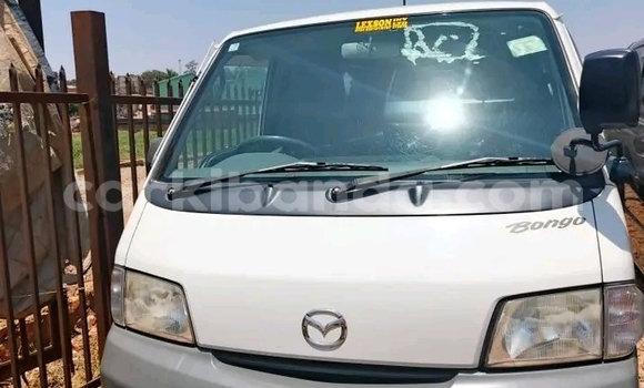 Gura Yakoze Mazda 326 Other Imodoka i Bugiri mu Eastern Gura Yakoze Mazda 326 Other Imodoka i Bugiri mu Eastern