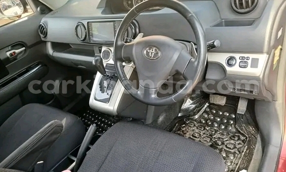 Gura Yakoze Toyota Runx Red Imodoka i Bugiri mu Eastern Gura Yakoze Toyota Runx Red Imodoka i Bugiri mu Eastern