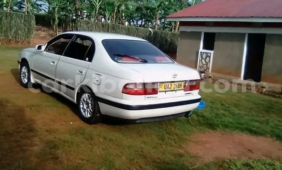 Gura Yakoze Toyota Corona Other Imodoka i Bugembe mu Eastern Gura Yakoze Toyota Corona Other Imodoka i Bugembe mu Eastern