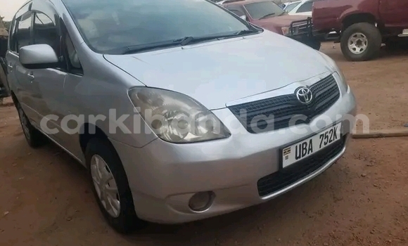 Gura Yakoze Toyota Spacio Other Imodoka i Bugiri mu Eastern Gura Yakoze Toyota Spacio Other Imodoka i Bugiri mu Eastern