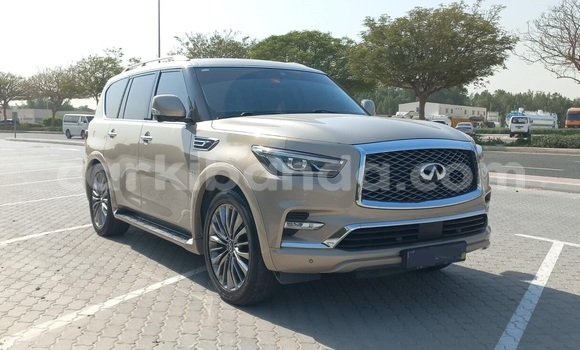 Buy Used Infiniti QX80 Beige Car in Kampala in Uganda Buy Used Infiniti QX80 Beige Car in Kampala in Uganda