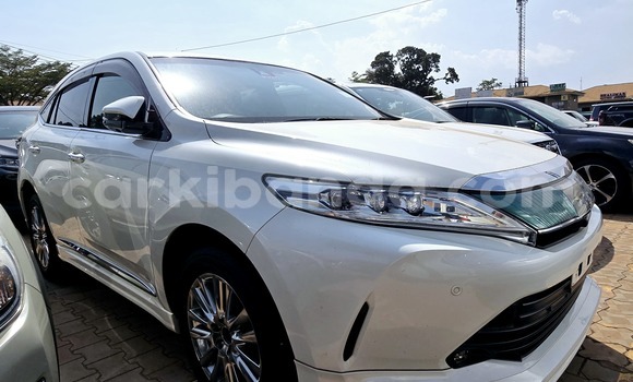Buy New Toyota Harrier White Car in Kampala in Uganda Buy New Toyota Harrier White Car in Kampala in Uganda