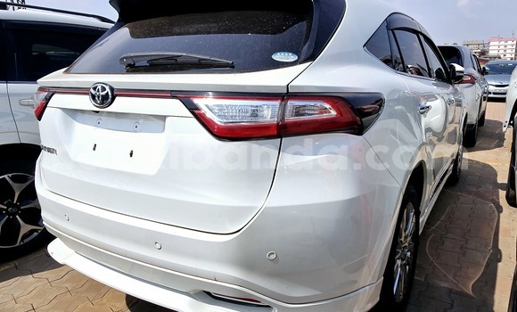 Buy New Toyota Harrier White Car in Kampala in Uganda Buy New Toyota Harrier White Car in Kampala in Uganda