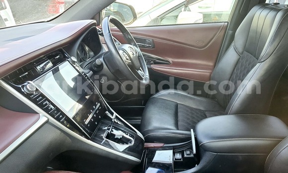 Buy New Toyota Harrier White Car in Kampala in Uganda Buy New Toyota Harrier White Car in Kampala in Uganda