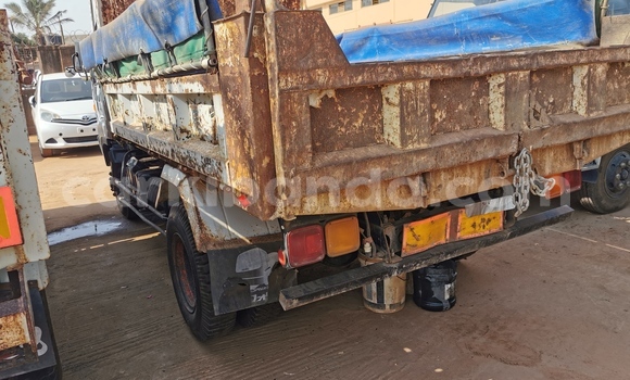 Gura Imported Isuzu FTR 850 White Ikamyo i Kampala mu Uganda Gura Imported Isuzu FTR 850 White Ikamyo i Kampala mu Uganda