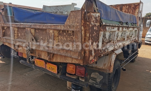 Gura Imported Isuzu FTR 850 White Ikamyo i Kampala mu Uganda Gura Imported Isuzu FTR 850 White Ikamyo i Kampala mu Uganda