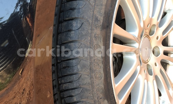 Buy Used Volkswagen Touran Black Car in Kampala in Uganda Buy Used Volkswagen Touran Black Car in Kampala in Uganda