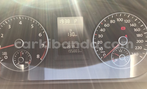 Buy Used Volkswagen Touran Black Car in Kampala in Uganda Buy Used Volkswagen Touran Black Car in Kampala in Uganda