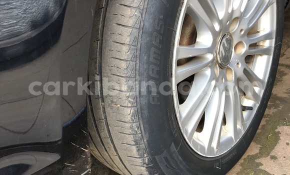 Buy Used Volkswagen Touran Black Car in Kampala in Uganda Buy Used Volkswagen Touran Black Car in Kampala in Uganda