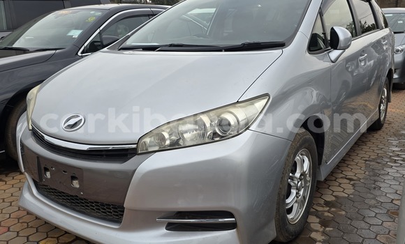 Nunua Mpya Toyota Wish Fedha Gari ndani ya Kampala nchini Uganda Nunua Mpya Toyota Wish Fedha Gari ndani ya Kampala nchini Uganda