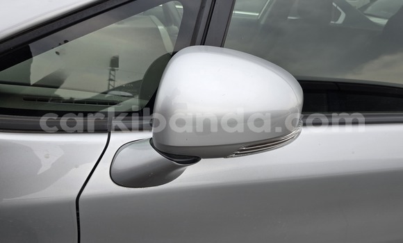 Nunua Mpya Toyota Wish Fedha Gari ndani ya Kampala nchini Uganda Nunua Mpya Toyota Wish Fedha Gari ndani ya Kampala nchini Uganda