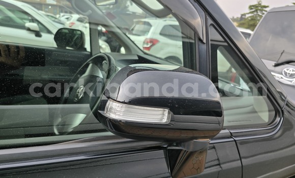 Nunua Mpya Toyota Noah Nyeusi Gari ndani ya Kampala nchini Uganda Nunua Mpya Toyota Noah Nyeusi Gari ndani ya Kampala nchini Uganda