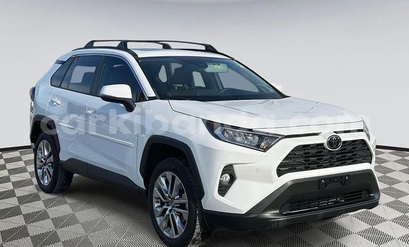 Buy Used Toyota RAV4 White Car in Adjumani in Northern