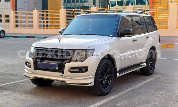 Buy Used Mitsubishi Pajero White Car in Kampala in Uganda