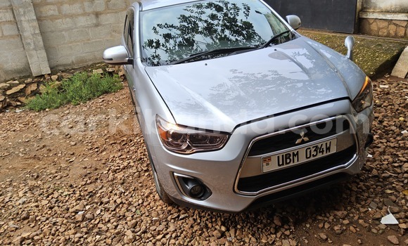 Acheter Occasion Voiture Mitsubishi RVR Gris à Kampala, Ouganda Acheter Occasion Voiture Mitsubishi RVR Gris à Kampala, Ouganda