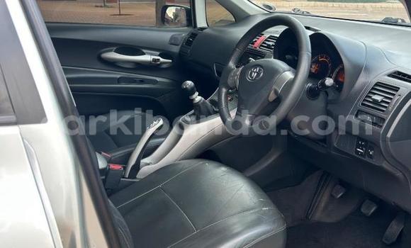 Buy Used Toyota Auris Brown Car in Kampala in Uganda Buy Used Toyota Auris Brown Car in Kampala in Uganda