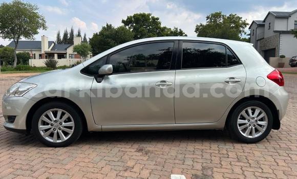 Buy Used Toyota Auris Brown Car in Kampala in Uganda Buy Used Toyota Auris Brown Car in Kampala in Uganda