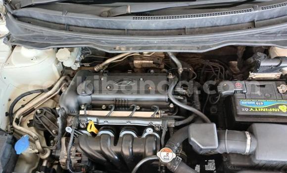 Buy Used Hyundai i20 White Car in Kampala in Uganda Buy Used Hyundai i20 White Car in Kampala in Uganda