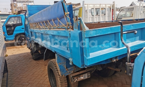 Buy Import Mitsubishi L400 Blue Truck in Kampala in Uganda Buy Import Mitsubishi L400 Blue Truck in Kampala in Uganda