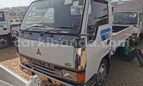 Buy Import Mitsubishi Van White Truck in Kampala in Uganda Buy Import Mitsubishi Van White Truck in Kampala in Uganda