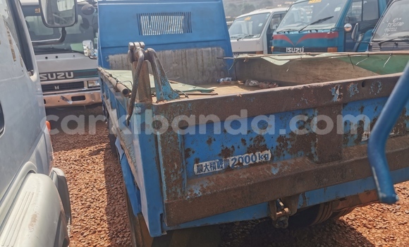 Buy Import Isuzu FTR 850 Blue Truck in Kampala in Uganda Buy Import Isuzu FTR 850 Blue Truck in Kampala in Uganda