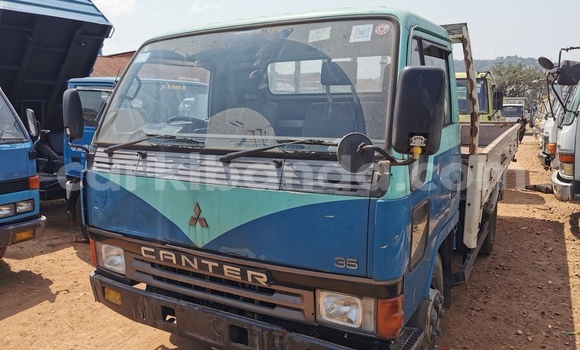 Buy Import Mitsubishi L400 Blue Truck in Kampala in Uganda Buy Import Mitsubishi L400 Blue Truck in Kampala in Uganda