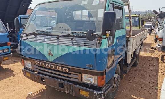 Buy Import Mitsubishi L400 Blue Truck in Kampala in Uganda Buy Import Mitsubishi L400 Blue Truck in Kampala in Uganda