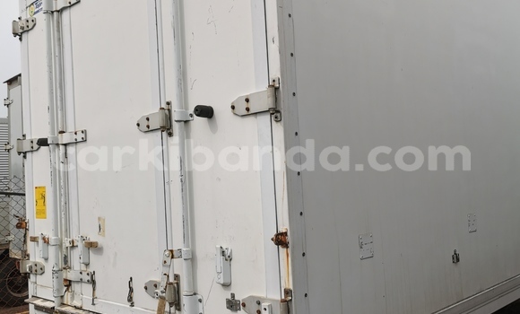 Buy Import Mitsubishi L400 White Truck in Kampala in Uganda Buy Import Mitsubishi L400 White Truck in Kampala in Uganda