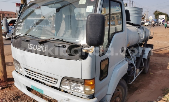 Gura Imported Isuzu FTR 850 Other Ikamyo i Kampala mu Uganda Gura Imported Isuzu FTR 850 Other Ikamyo i Kampala mu Uganda
