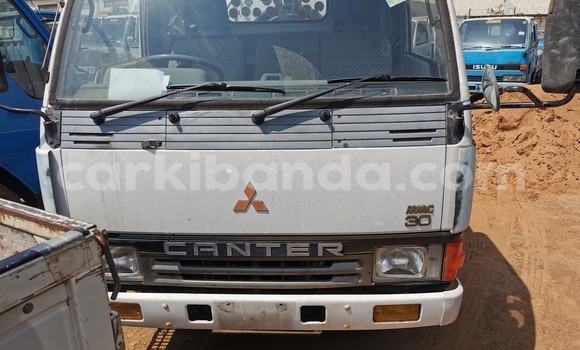 Buy Import Mitsubishi L400 White Truck in Kampala in Uganda Buy Import Mitsubishi L400 White Truck in Kampala in Uganda