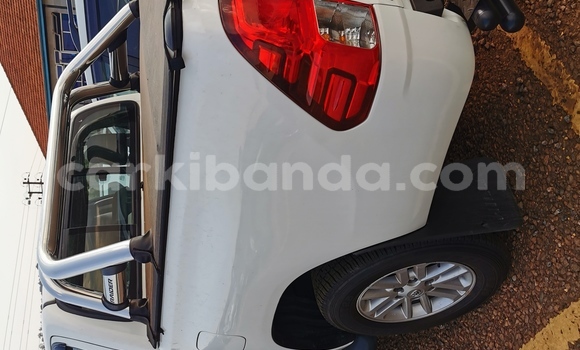 Buy Import Toyota Hilux White Car in Kampala in Uganda Buy Import Toyota Hilux White Car in Kampala in Uganda