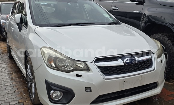 Nunua Mpya Subaru Impreza Nyeupe Gari ndani ya Kampala nchini Uganda Nunua Mpya Subaru Impreza Nyeupe Gari ndani ya Kampala nchini Uganda