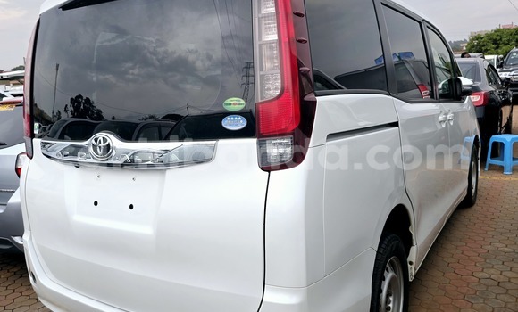 Buy New Toyota Noah White Car in Kampala in Uganda Buy New Toyota Noah White Car in Kampala in Uganda