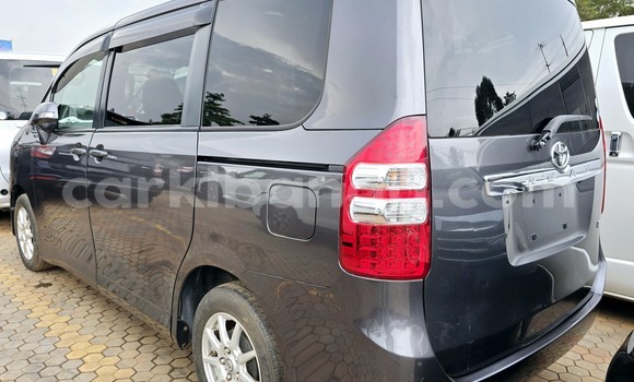 Buy New Toyota Noah Other Car in Kampala in Uganda Buy New Toyota Noah Other Car in Kampala in Uganda