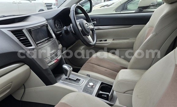 Buy New Subaru Outback Green Car in Kampala in Uganda Buy New Subaru Outback Green Car in Kampala in Uganda
