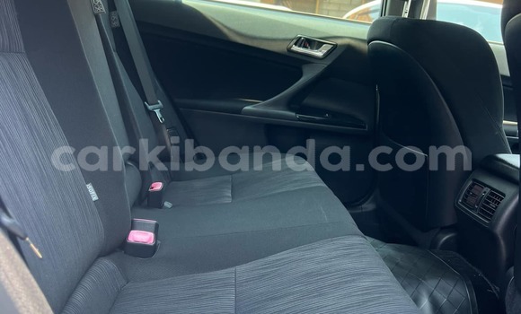 Nunua Ilio tumika Toyota Mark X Nyingine Gari ndani ya Kampala nchini Uganda Nunua Ilio tumika Toyota Mark X Nyingine Gari ndani ya Kampala nchini Uganda