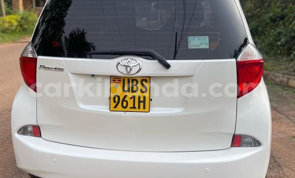 Nunua Ilio tumika Toyota Ractis Nyeupe Gari ndani ya Kampala nchini Uganda Nunua Ilio tumika Toyota Ractis Nyeupe Gari ndani ya Kampala nchini Uganda