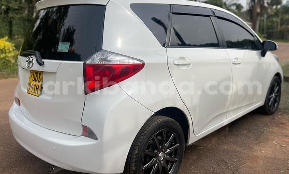 Nunua Ilio tumika Toyota Ractis Nyeupe Gari ndani ya Kampala nchini Uganda Nunua Ilio tumika Toyota Ractis Nyeupe Gari ndani ya Kampala nchini Uganda