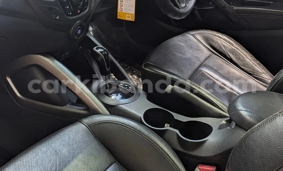 Nunua Ilio tumika Hyundai Veloster Nyeusi Gari ndani ya Kampala nchini Uganda Nunua Ilio tumika Hyundai Veloster Nyeusi Gari ndani ya Kampala nchini Uganda