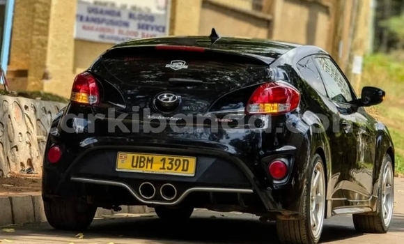 Nunua Ilio tumika Hyundai Veloster Nyeusi Gari ndani ya Kampala nchini Uganda Nunua Ilio tumika Hyundai Veloster Nyeusi Gari ndani ya Kampala nchini Uganda