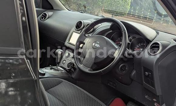 Nunua Ilio tumika Nissan Dualis Nyeusi Gari ndani ya Kampala nchini Uganda Nunua Ilio tumika Nissan Dualis Nyeusi Gari ndani ya Kampala nchini Uganda