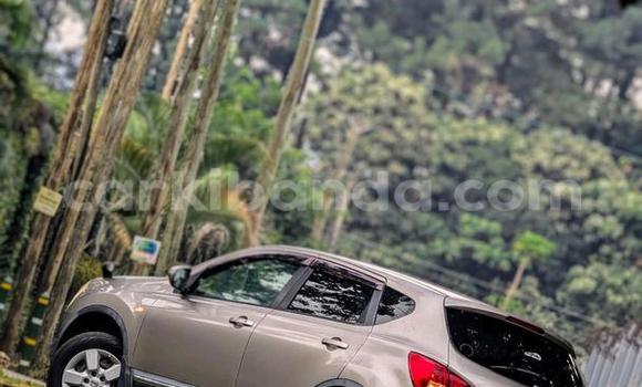 Nunua Ilio tumika Nissan Dualis Nyingine Gari ndani ya Kampala nchini Uganda Nunua Ilio tumika Nissan Dualis Nyingine Gari ndani ya Kampala nchini Uganda