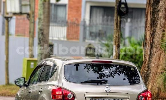 Nunua Ilio tumika Nissan Dualis Nyingine Gari ndani ya Kampala nchini Uganda Nunua Ilio tumika Nissan Dualis Nyingine Gari ndani ya Kampala nchini Uganda