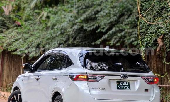 Nunua Ilio tumika Toyota Harrier Nyeupe Gari ndani ya Kampala nchini Uganda Nunua Ilio tumika Toyota Harrier Nyeupe Gari ndani ya Kampala nchini Uganda